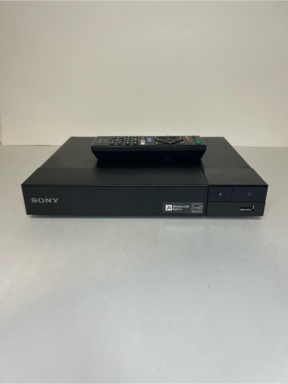 Sony BDP-S3700 Blu-ray DVD Player Wi-Fi Built-In w/ Remote Tested Working